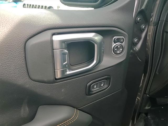 new 2025 Jeep Wrangler car, priced at $51,411