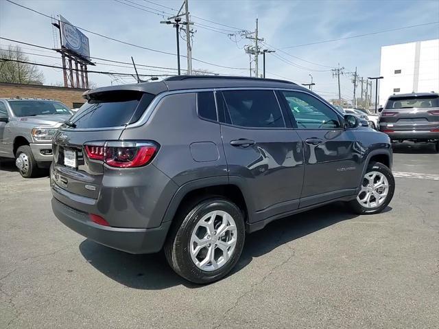 new 2024 Jeep Compass car, priced at $23,388