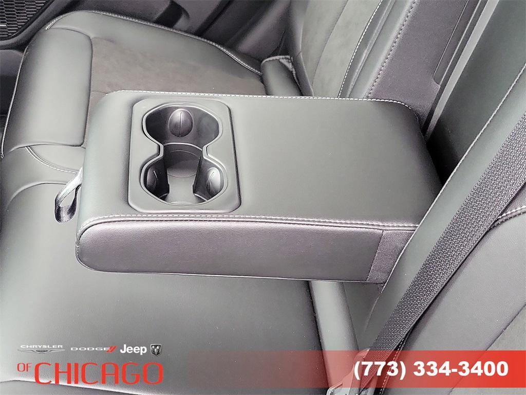 new 2025 Jeep Grand Cherokee car, priced at $35,515