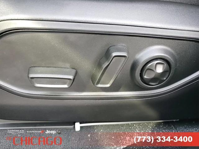 new 2025 Jeep Grand Cherokee car, priced at $44,076