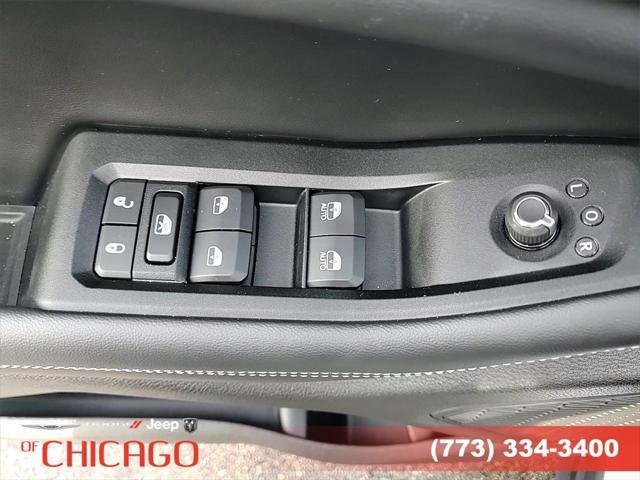 new 2025 Jeep Grand Cherokee car, priced at $44,076
