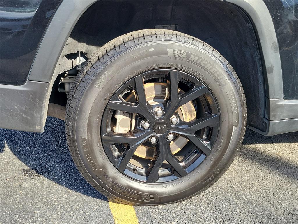 used 2024 Jeep Grand Cherokee L car, priced at $27,500