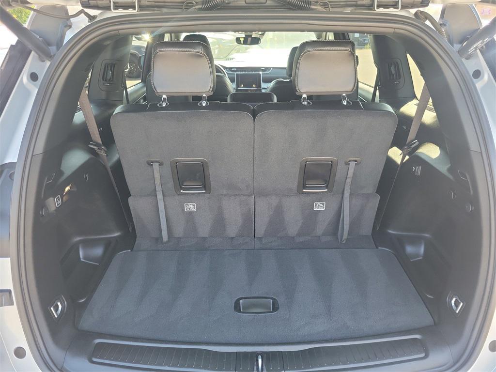 used 2024 Jeep Grand Cherokee L car, priced at $28,250