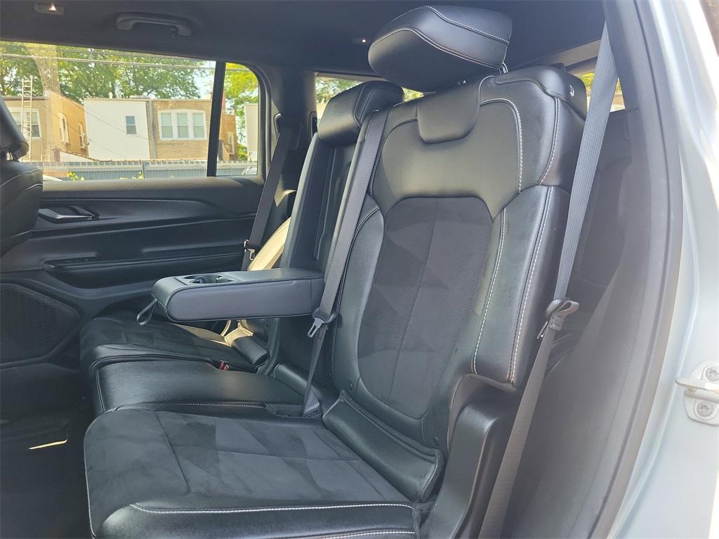 used 2024 Jeep Grand Cherokee L car, priced at $28,250