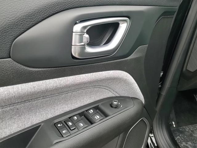 new 2025 Jeep Compass car, priced at $22,735