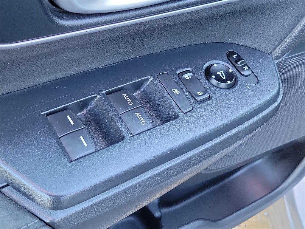 used 2017 Honda CR-V car, priced at $13,400