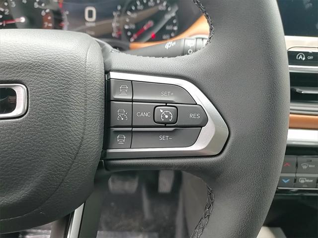 new 2025 Jeep Compass car, priced at $26,525