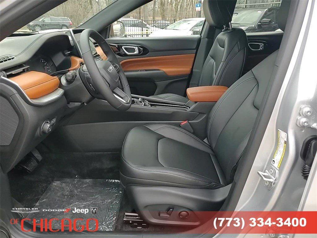 new 2025 Jeep Compass car, priced at $27,213