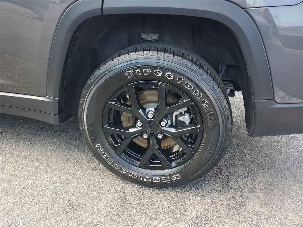 used 2024 Jeep Grand Cherokee L car, priced at $29,000