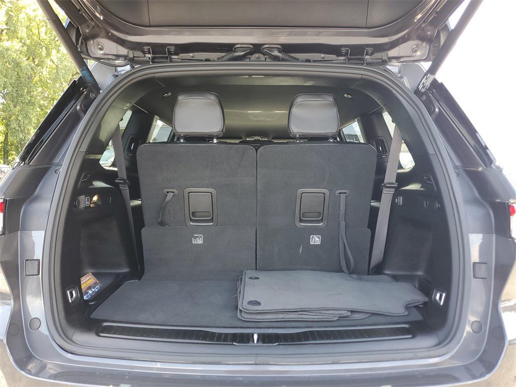 used 2024 Jeep Grand Cherokee L car, priced at $29,000