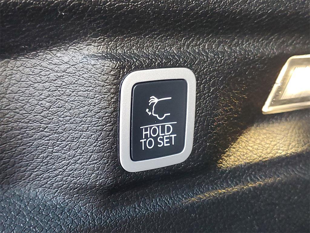 used 2024 Jeep Grand Cherokee L car, priced at $29,000