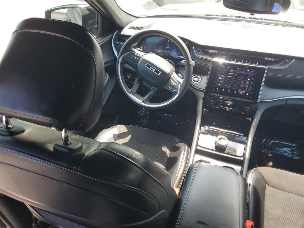 used 2024 Jeep Grand Cherokee L car, priced at $29,000