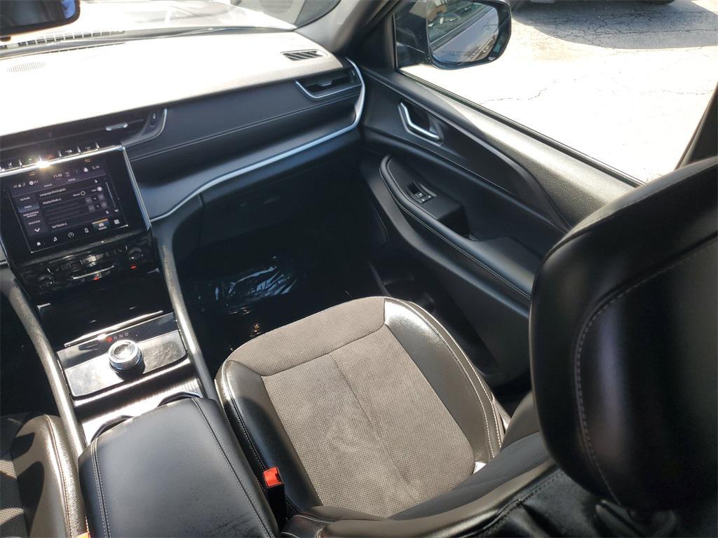 used 2024 Jeep Grand Cherokee L car, priced at $29,000