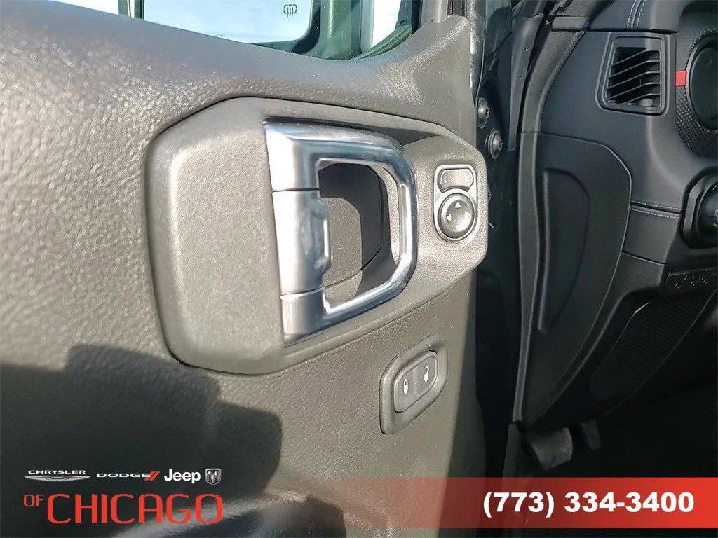 new 2025 Jeep Wrangler car, priced at $45,951