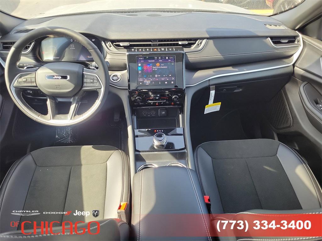 new 2025 Jeep Grand Cherokee car, priced at $41,998