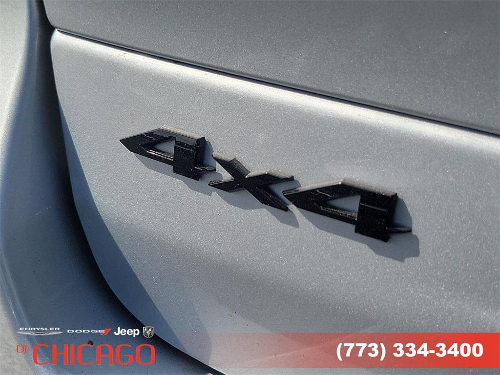 new 2025 Jeep Grand Cherokee car, priced at $41,998