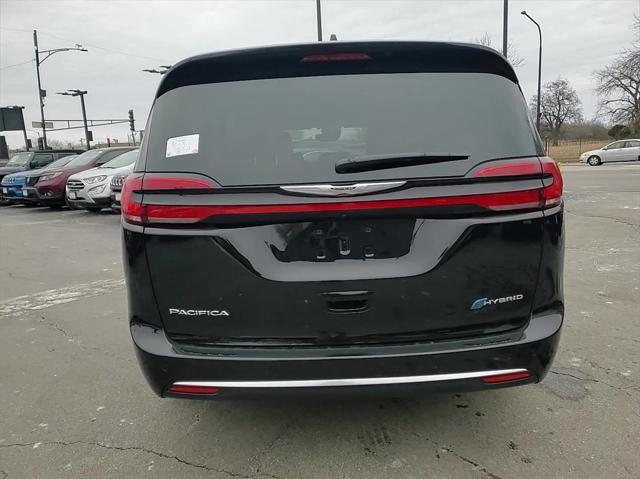 new 2025 Chrysler Pacifica car, priced at $43,991