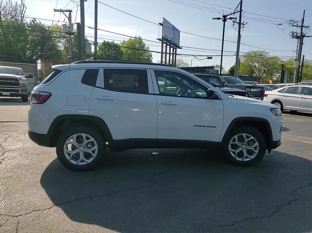 new 2024 Jeep Compass car, priced at $23,553