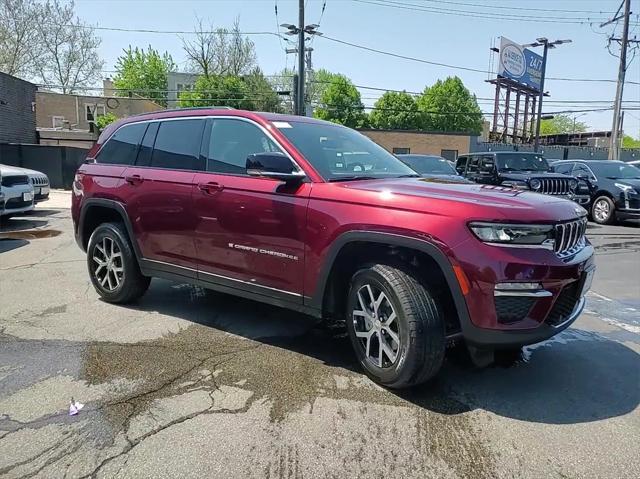 new 2024 Jeep Grand Cherokee car, priced at $40,301