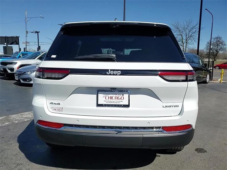 new 2024 Jeep Grand Cherokee car, priced at $44,869