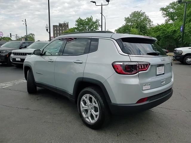 new 2024 Jeep Compass car, priced at $21,211