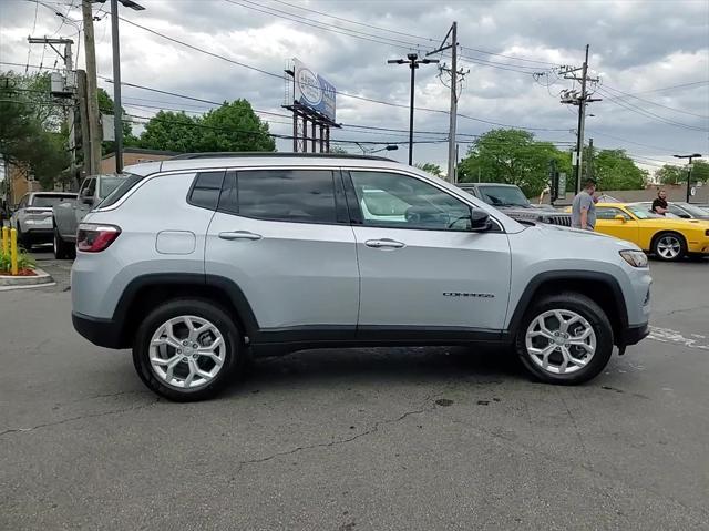 new 2024 Jeep Compass car, priced at $21,211