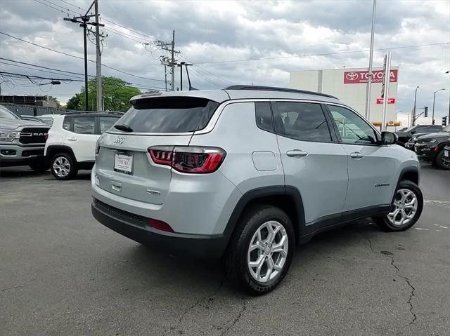 new 2024 Jeep Compass car, priced at $21,211