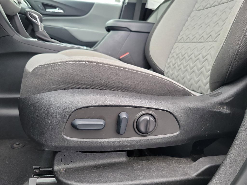used 2022 Chevrolet Equinox car, priced at $20,995