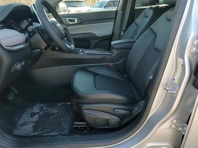 new 2025 Jeep Compass car, priced at $22,735