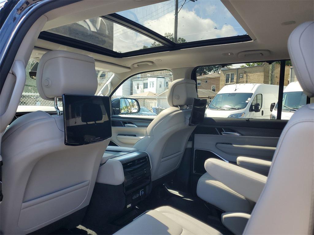 used 2024 Jeep Wagoneer car, priced at $58,500