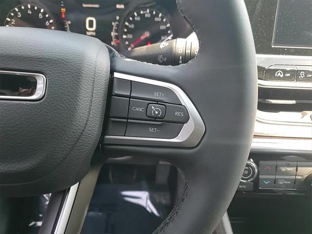 new 2025 Jeep Compass car, priced at $22,735