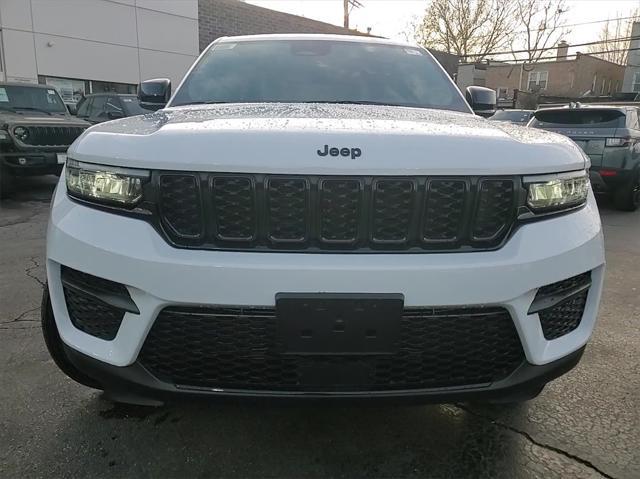 new 2025 Jeep Grand Cherokee car, priced at $38,031