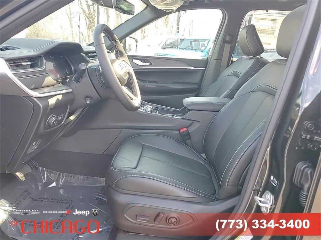 new 2024 Jeep Grand Cherokee car, priced at $43,875