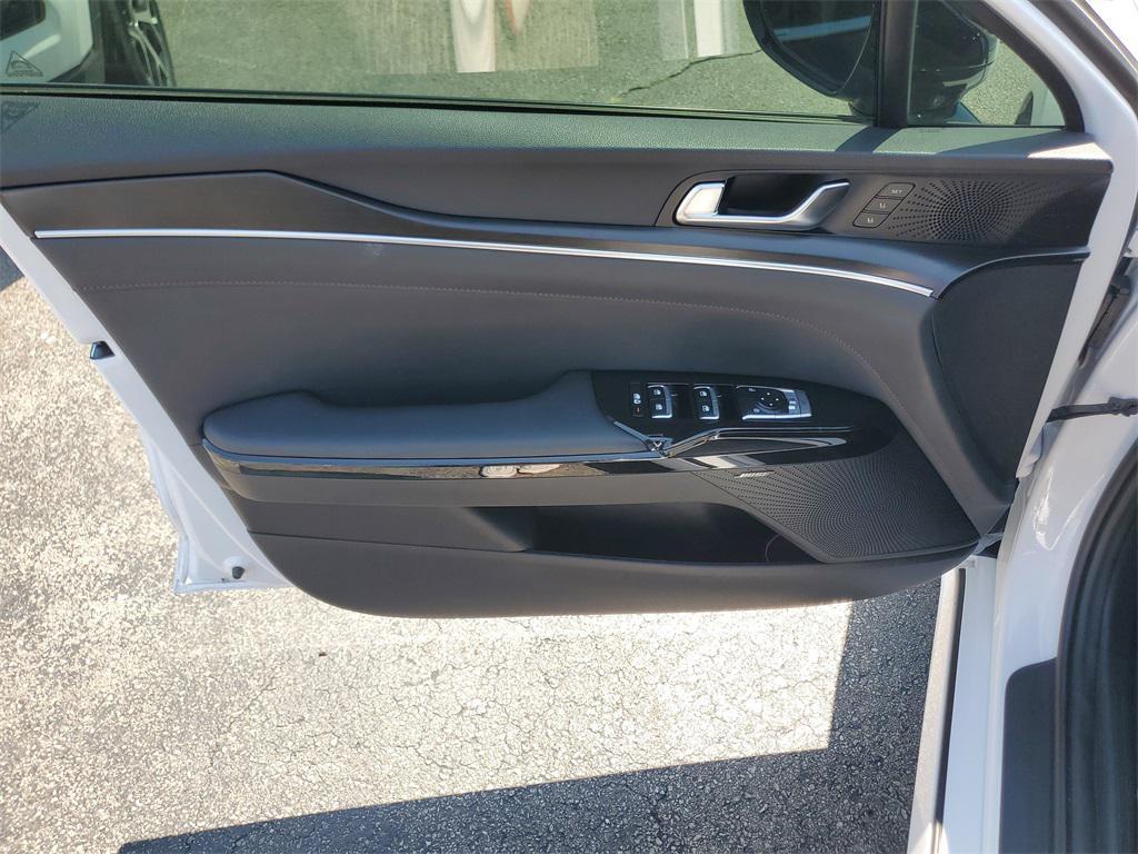 used 2024 Kia K5 car, priced at $29,500