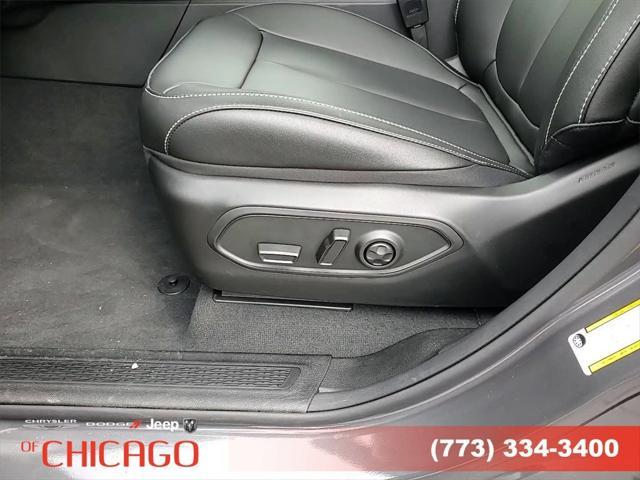 new 2025 Jeep Grand Cherokee car, priced at $42,171