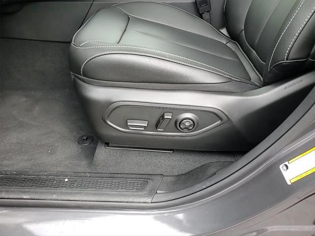 new 2025 Jeep Grand Cherokee car, priced at $44,595