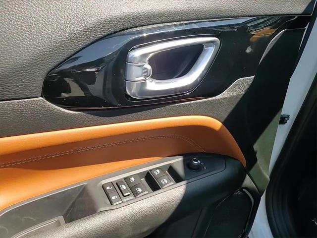 new 2025 Jeep Compass car, priced at $25,300