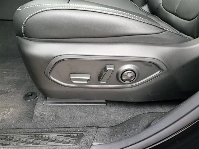 new 2025 Jeep Grand Cherokee L car, priced at $49,042