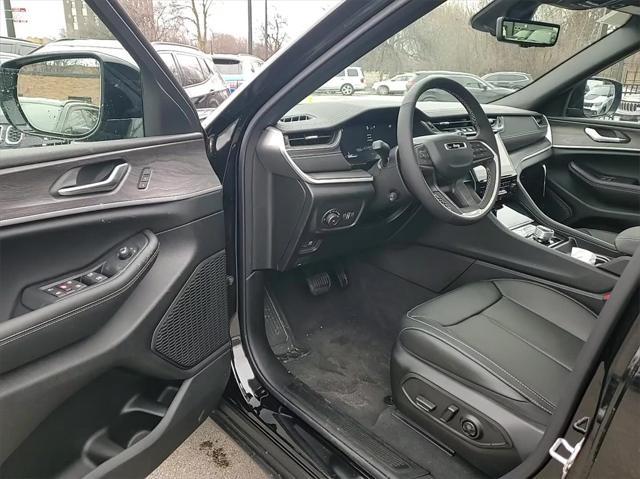 new 2025 Jeep Grand Cherokee L car, priced at $49,772