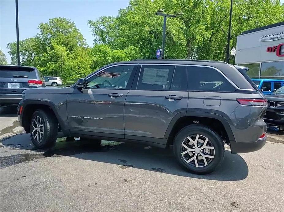 new 2024 Jeep Grand Cherokee car, priced at $37,721