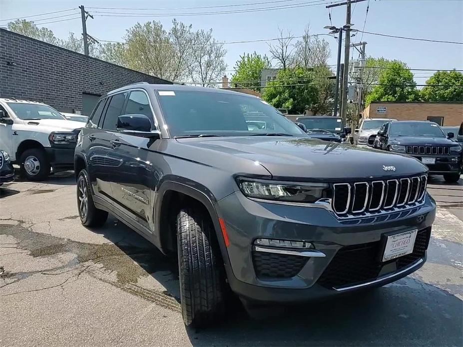 new 2024 Jeep Grand Cherokee car, priced at $37,721