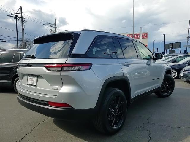 new 2024 Jeep Grand Cherokee car, priced at $34,623