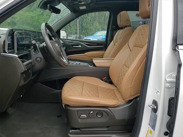 used 2022 Cadillac Escalade ESV car, priced at $73,000