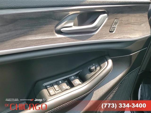 new 2025 Jeep Grand Cherokee car, priced at $44,871