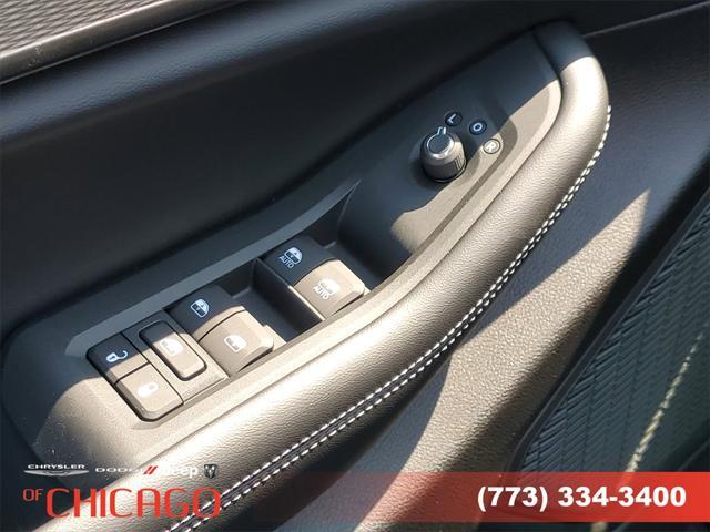 new 2025 Jeep Grand Cherokee car, priced at $33,782