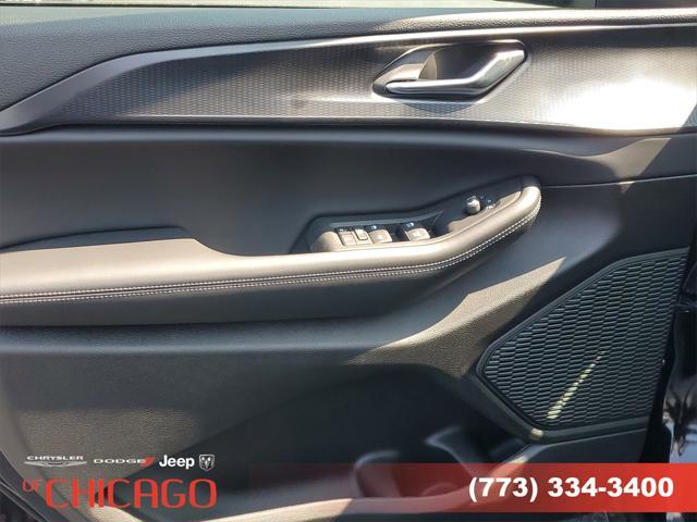 new 2025 Jeep Grand Cherokee car, priced at $33,782