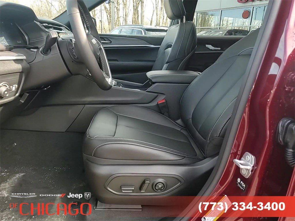new 2025 Jeep Grand Cherokee L car, priced at $46,996