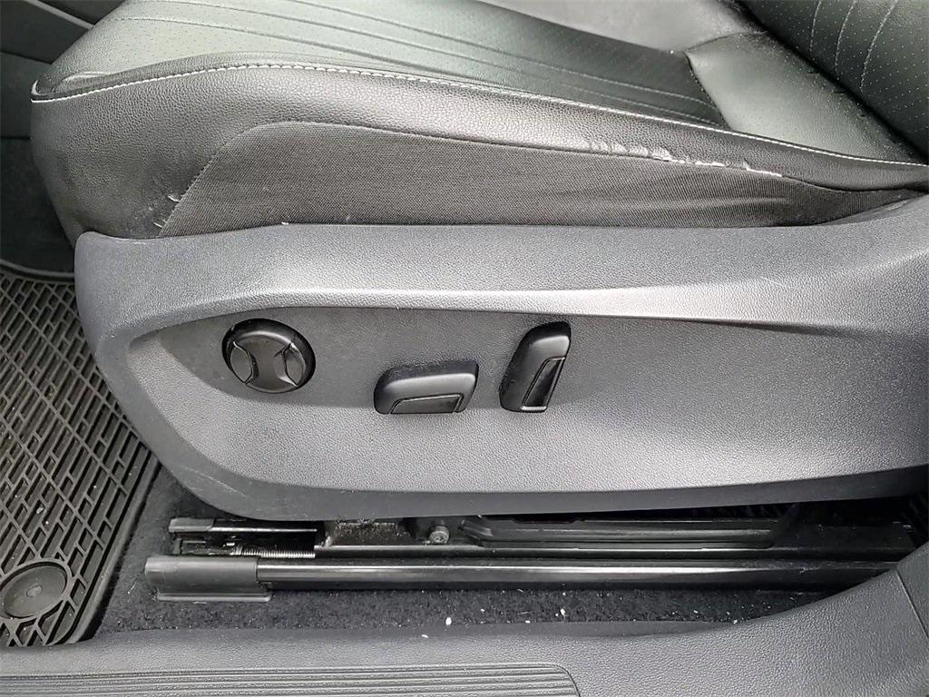 used 2022 Volkswagen Tiguan car, priced at $22,355