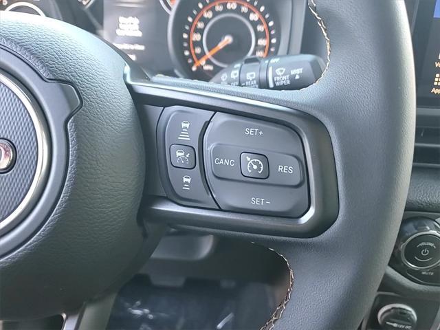 new 2025 Jeep Wrangler car, priced at $38,714