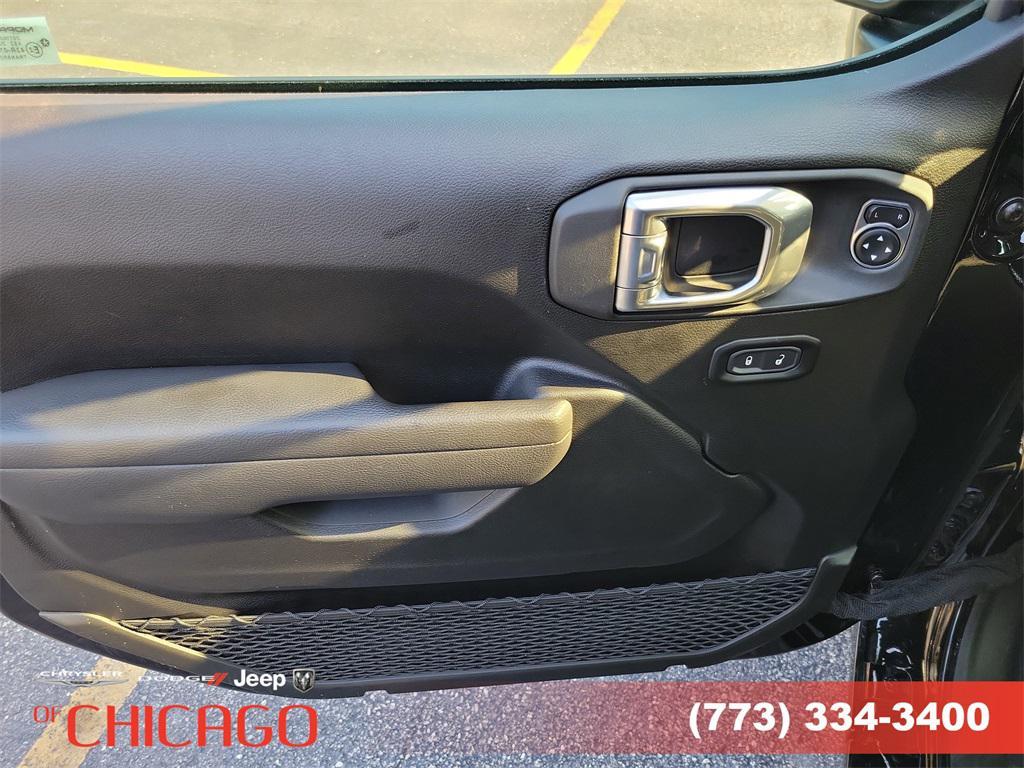 new 2025 Jeep Wrangler car, priced at $38,726